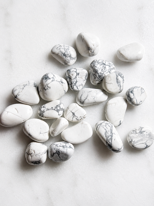✨ Howlite Rolada - Pedra da Paciência
